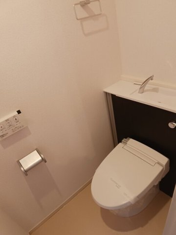 トイレ　コンパクトで使いやすいトイレです