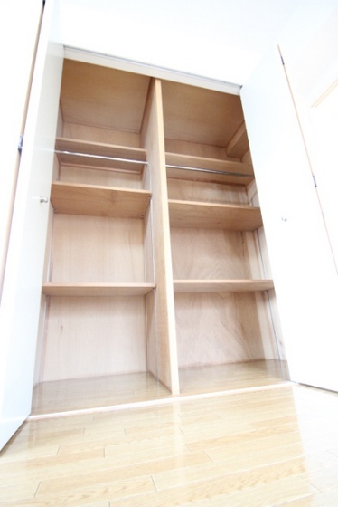 収納　※別部屋の写真です