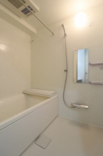 バス・シャワールーム　風呂