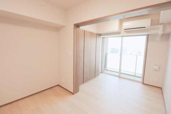 居室・リビング　※反転タイプとなります