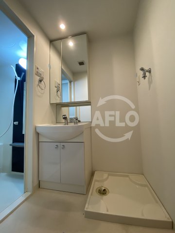 洗面設備　エスリード梅田北　洗面脱衣所