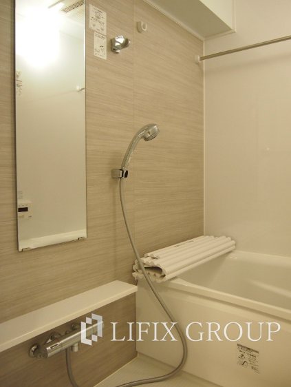 バス・シャワールーム　風呂