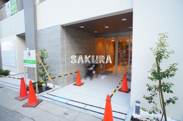 エントランス　帰りが楽しみになる重厚感あるエントランスです♪