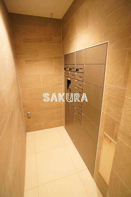 その他共有部分　不在時に便利な宅配ボックス付き♪