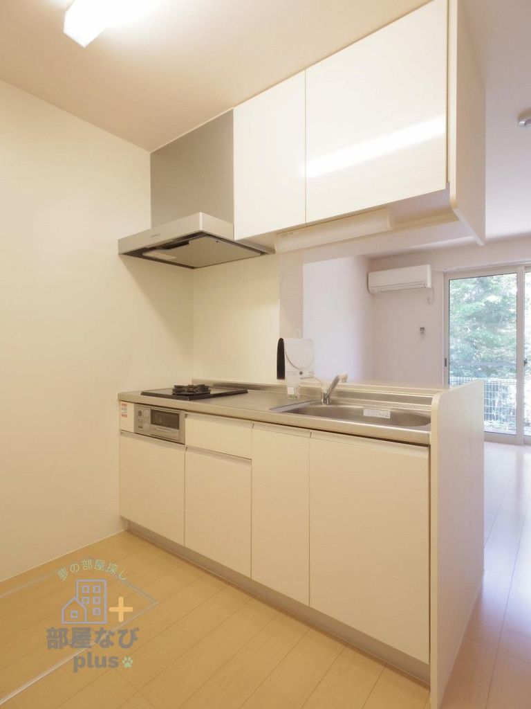 キッチン　※他号室写真です