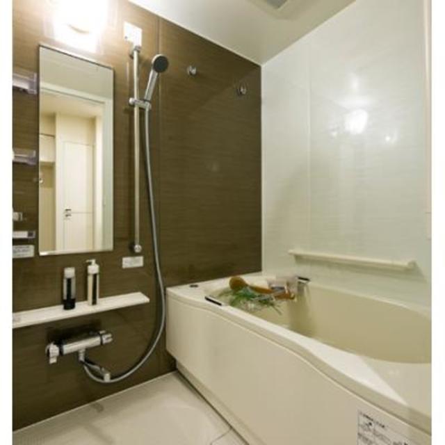 バス・シャワールーム　※写真は同タイプ住戸です。