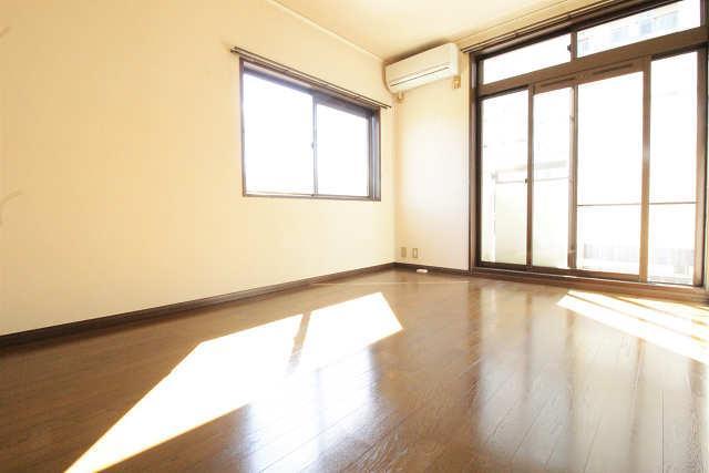 居室・リビング　洋室