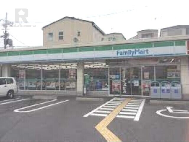 コンビニ　ファミリーマート三津屋中店（コンビニ）まで356m