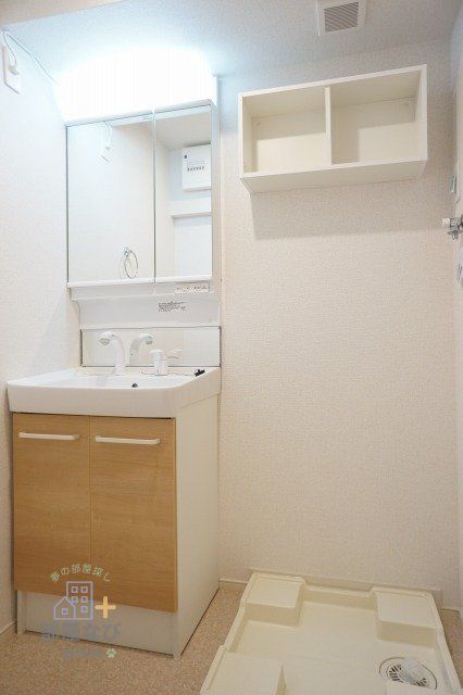 洗面設備　※同仕様写真です