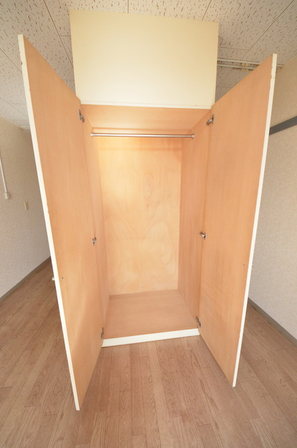 収納　～たっぷり収納スペースです～