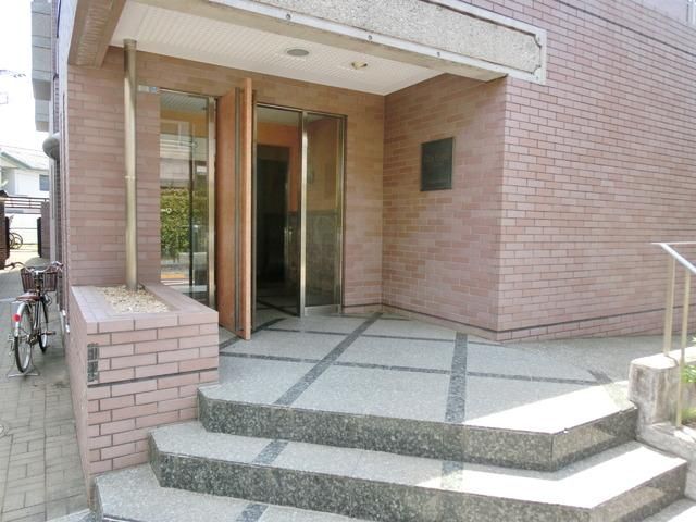 エントランス　★お問い合わせはタウンハウジングまで★