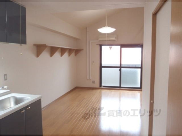 居室・リビング　居室