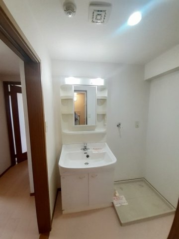 洗面設備　忙しい朝には欠かせない洗面所です