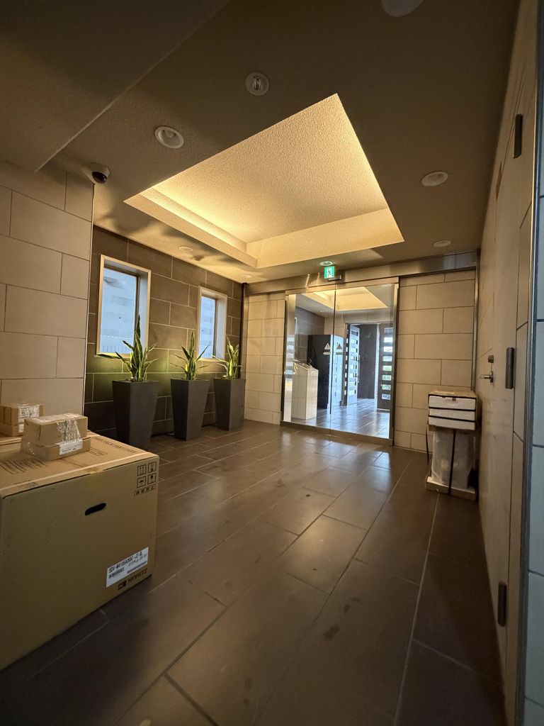 セキュリティ　エントランス