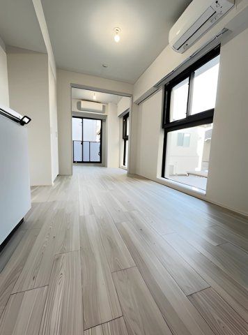 居室・リビング　☆明るい洋室☆