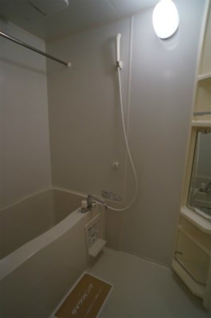 バス・シャワールーム　同物件別部屋写真（実際は現況を優先します）