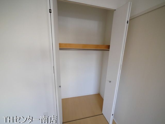 収納　同物件別部屋写真