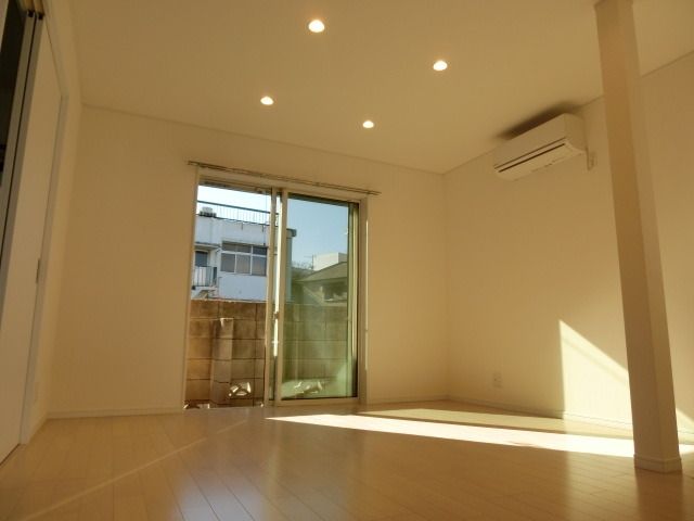 居室・リビング　★日当たり良好★