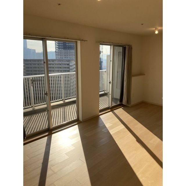 居室・リビング　別タイプ部屋　参考写真です