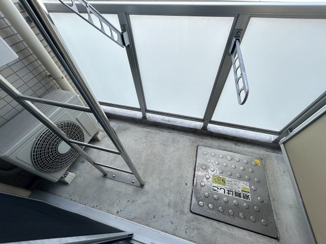 バルコニー　バルコニーがあります