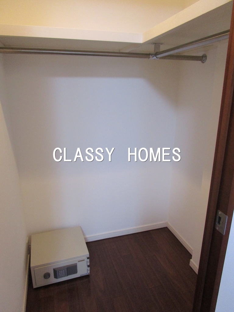 収納　2006年竣工 カテリーナ三田タワースイートウエストアーク