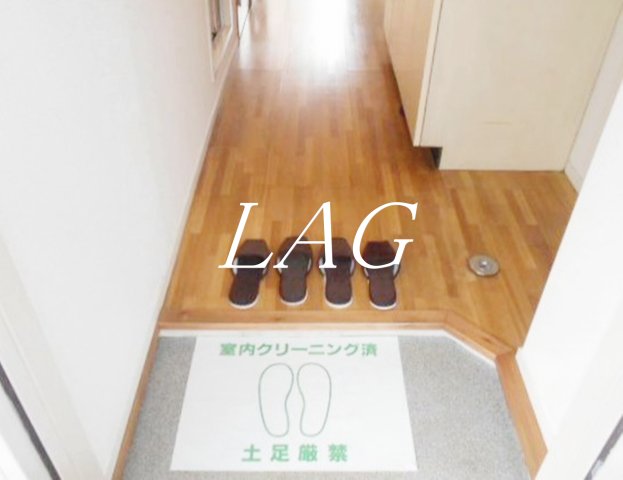 玄関　玄関です。