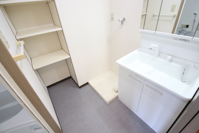 洗面設備　※別部屋の参考写真のため、原状優先です。