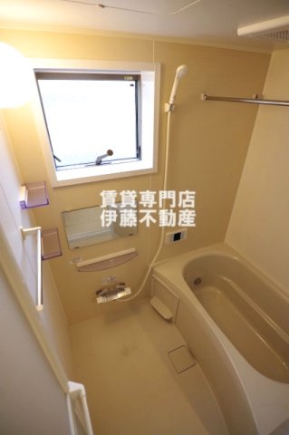 バス・シャワールーム　追い焚き機能付給湯設備