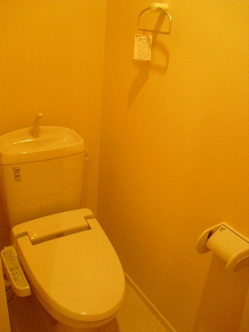 トイレ　ウォシュレット完備のトイレ