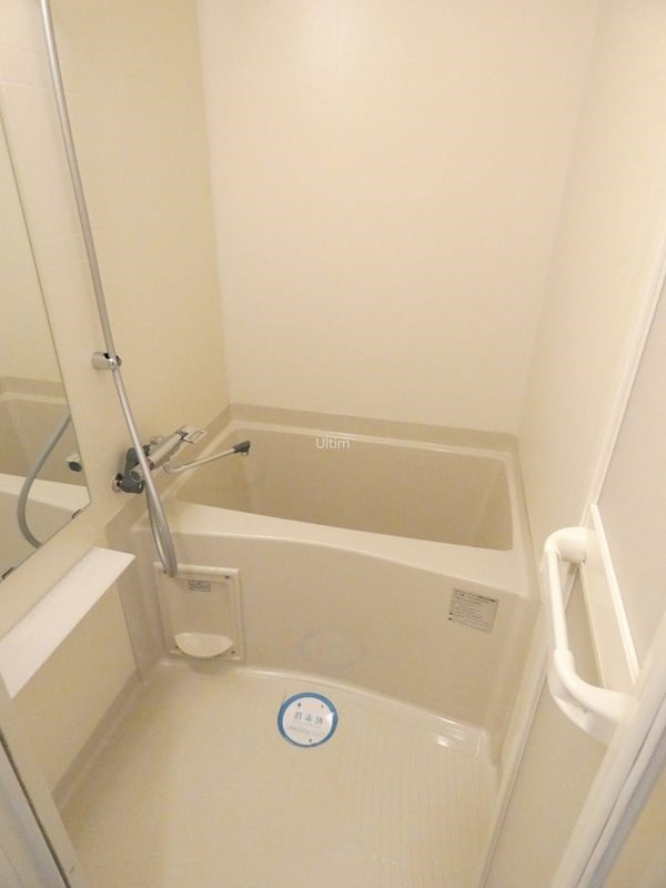 バス・シャワールーム　※別のお部屋のお写真です。御参考までに。