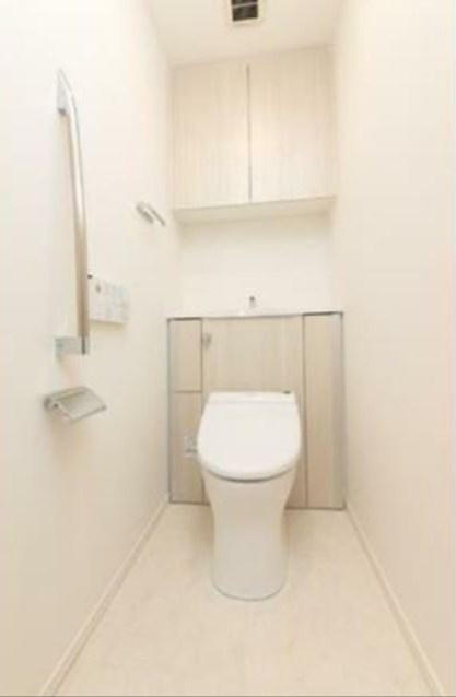 トイレ　※同仕様写真含む