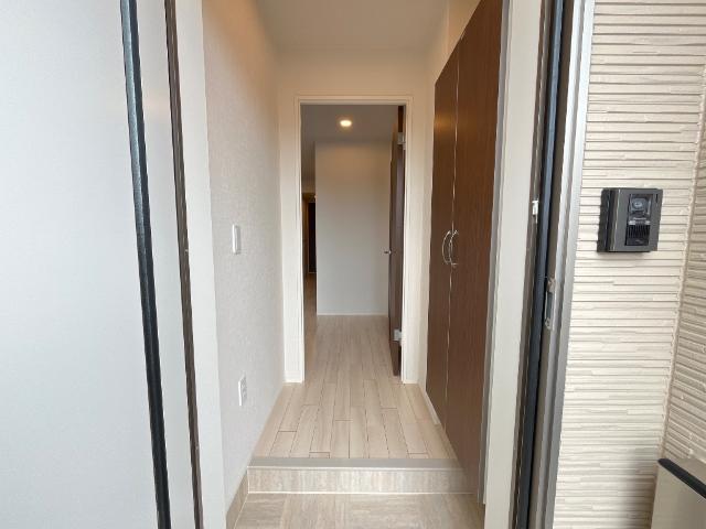 玄関　玄関（イメージ）