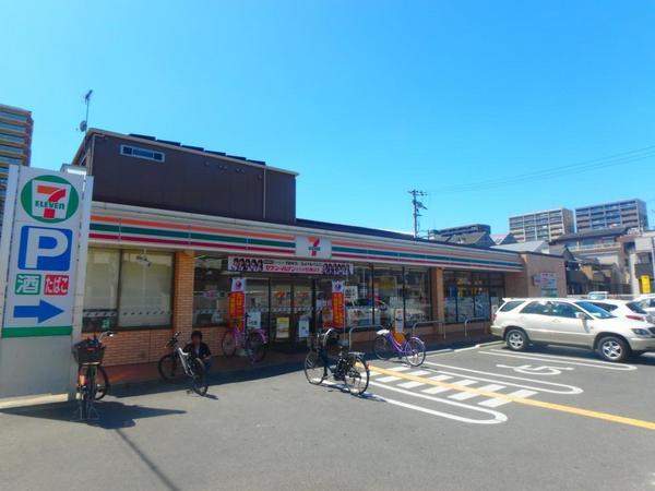 コンビニ　セブンイレブン大阪今福西6丁目店（コンビニ）まで400m