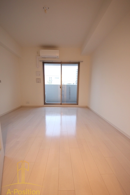 居室・リビング　アドバンス西梅田ウインズ