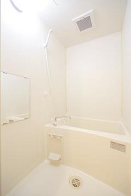 バス・シャワールーム　※写真は同タイプ住戸です。