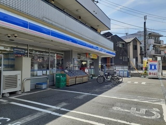 コンビニ　ローソン横浜保土ヶ谷球場前店（コンビニ）まで418m
