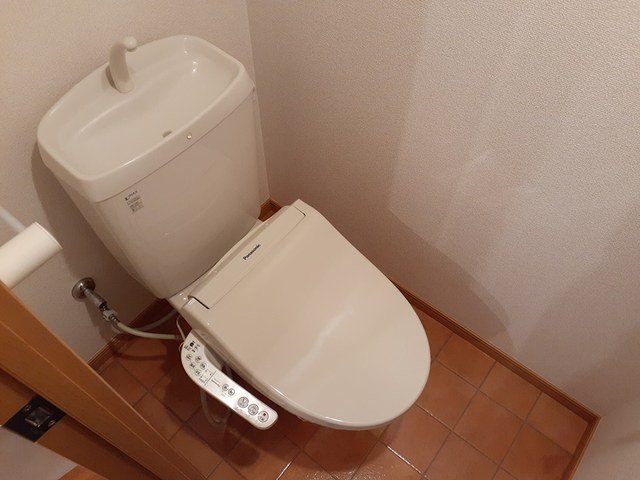 トイレ　シンプルで使いやすいトイレです