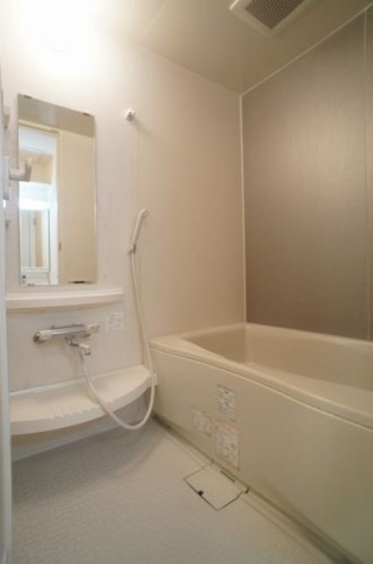 バス・シャワールーム　図面と現状に相違がある場合には現状を優先