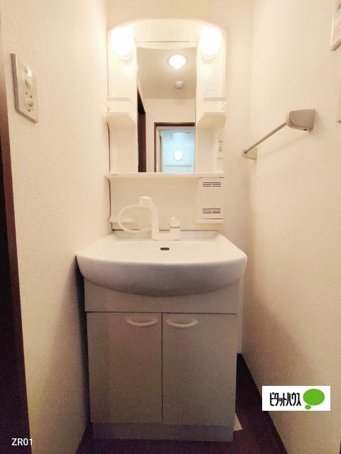 洗面設備　同物件別部屋