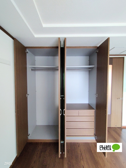 収納　同物件別部屋
