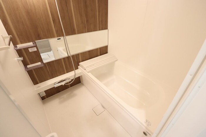 バス・シャワールーム　お風呂で日々の疲れを落としましょう