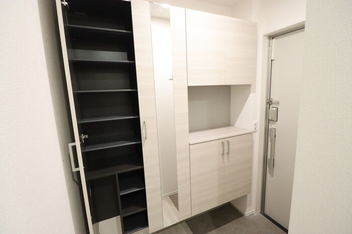 玄関　シューズボックスです