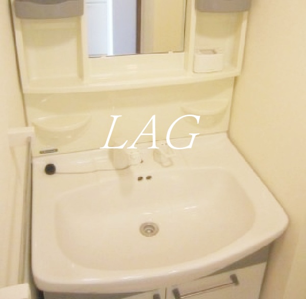 洗面設備　独立洗面台です。