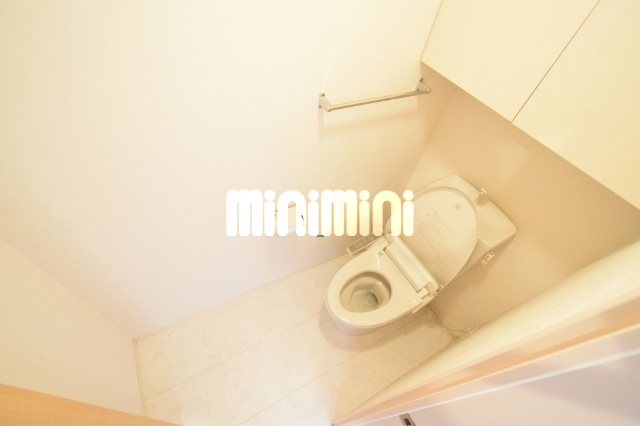 トイレ　写真は別号室です。