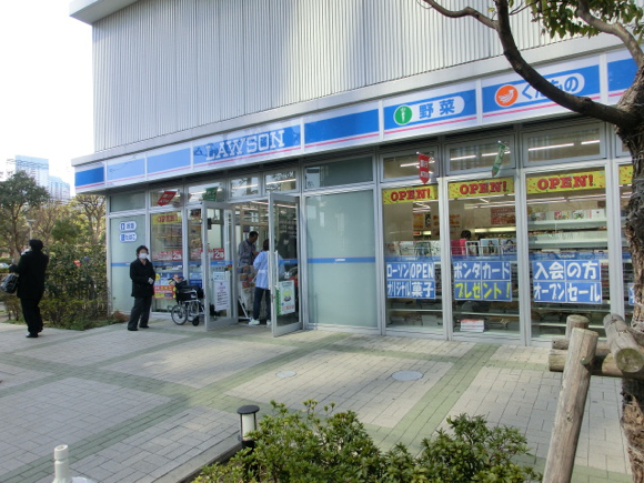 コンビニ　ローソン豊洲一丁目店（コンビニ）まで15m