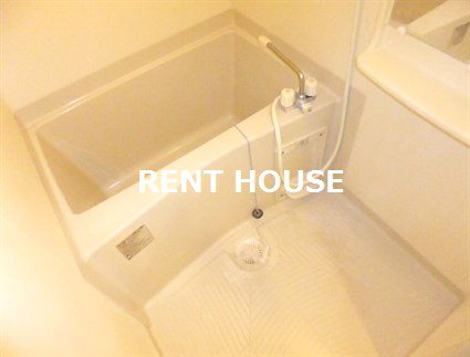 バス・シャワールーム　別号室の参考写真となります