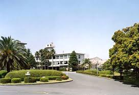 高校・高専　福岡女学院高等学校（高校・高専）まで1909m