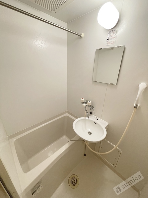 バス・シャワールーム　あったかお風呂、ひんやりお風呂、洗濯物も乾かせる浴室暖房乾燥