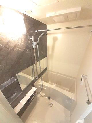 バス・シャワールーム　風呂