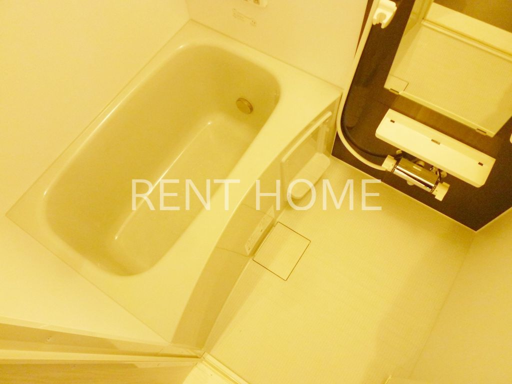 バス・シャワールーム　追い焚き機能付き